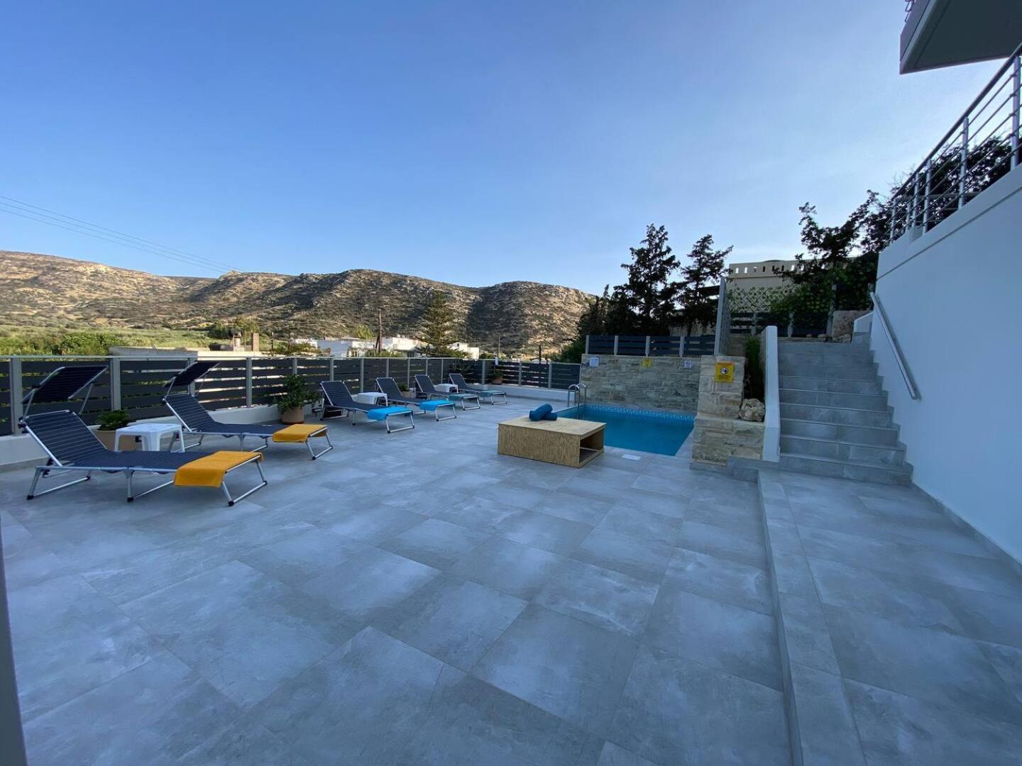 Maistro Suites With Pool, Matala Exterior photo
